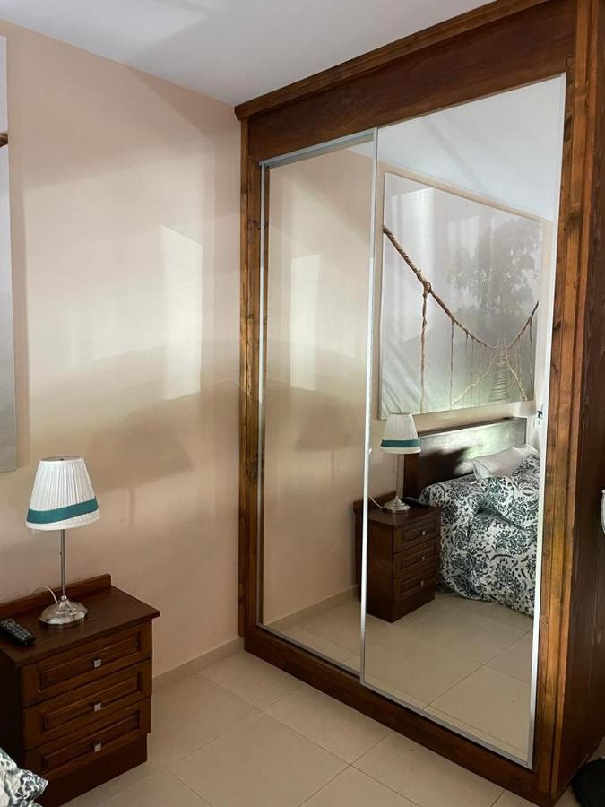 Vivienda Ubuntu Apartment Los Llanos De Aridane Exterior photo